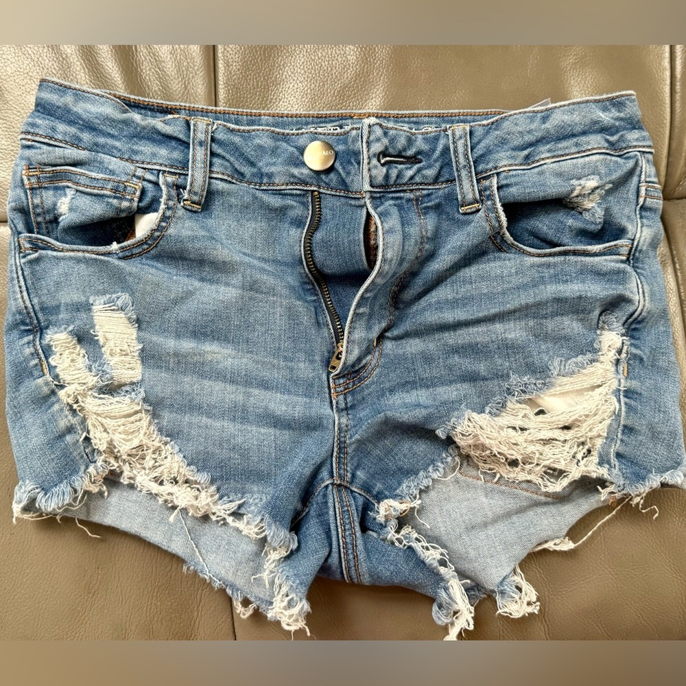American Eagle blue jean shorts